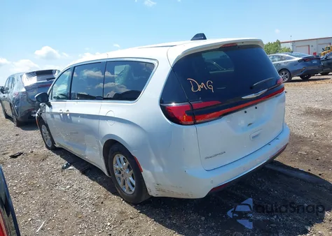 2023 Chrysler Pacifica Touring L z USA, uszkodzony, nr VIN 2C4RC1BG9PR605777